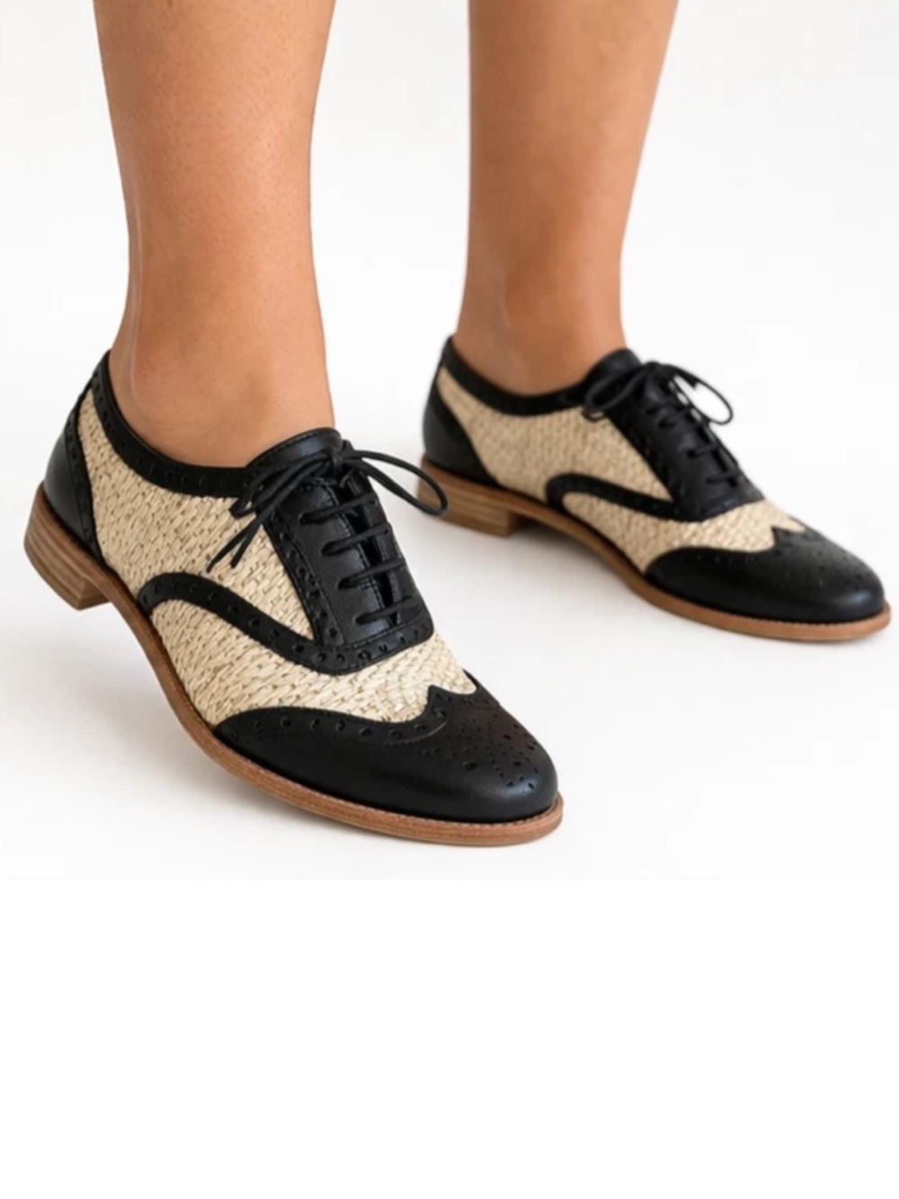 Stuart Weitzman black leather and woven raffia Oxford/Broggues/shoes sz 5 M